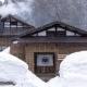 雪の家